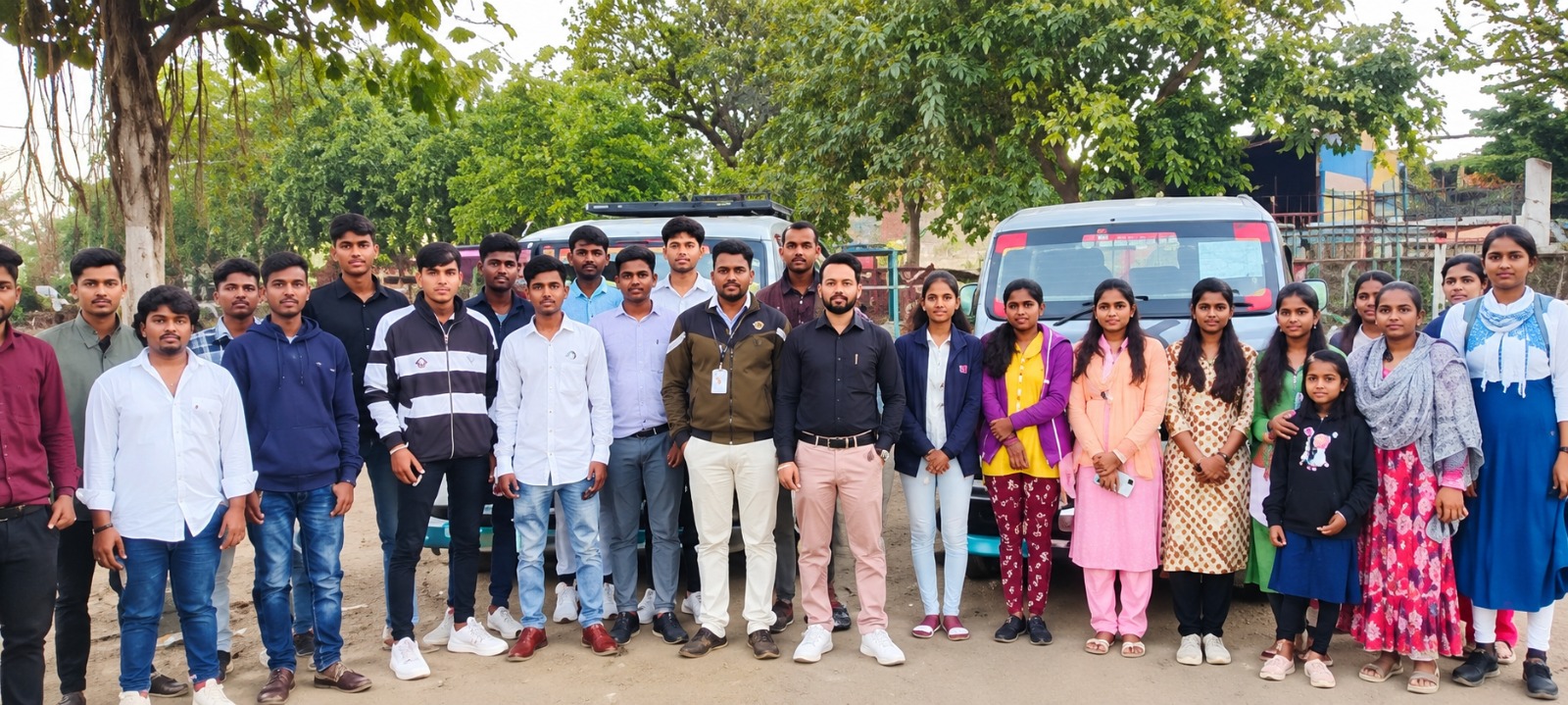Students and faculty together on a college study tour