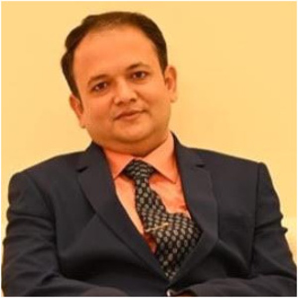 Shri Vijayendra Pande